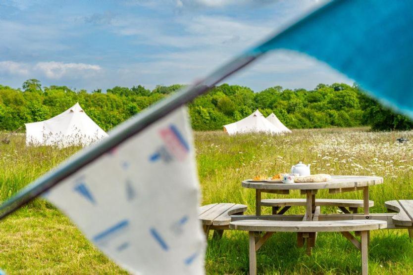 Ringstead Red Clover At Blanca'S Bell Tents别墅 外观 照片